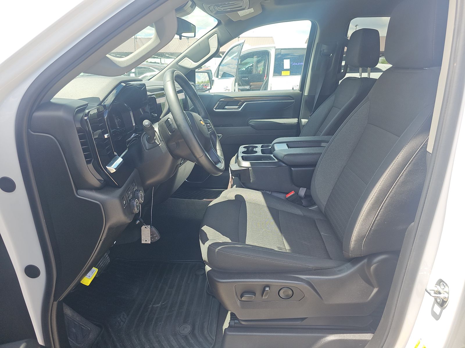 2025 Chevrolet Silverado 1500 LT AWD