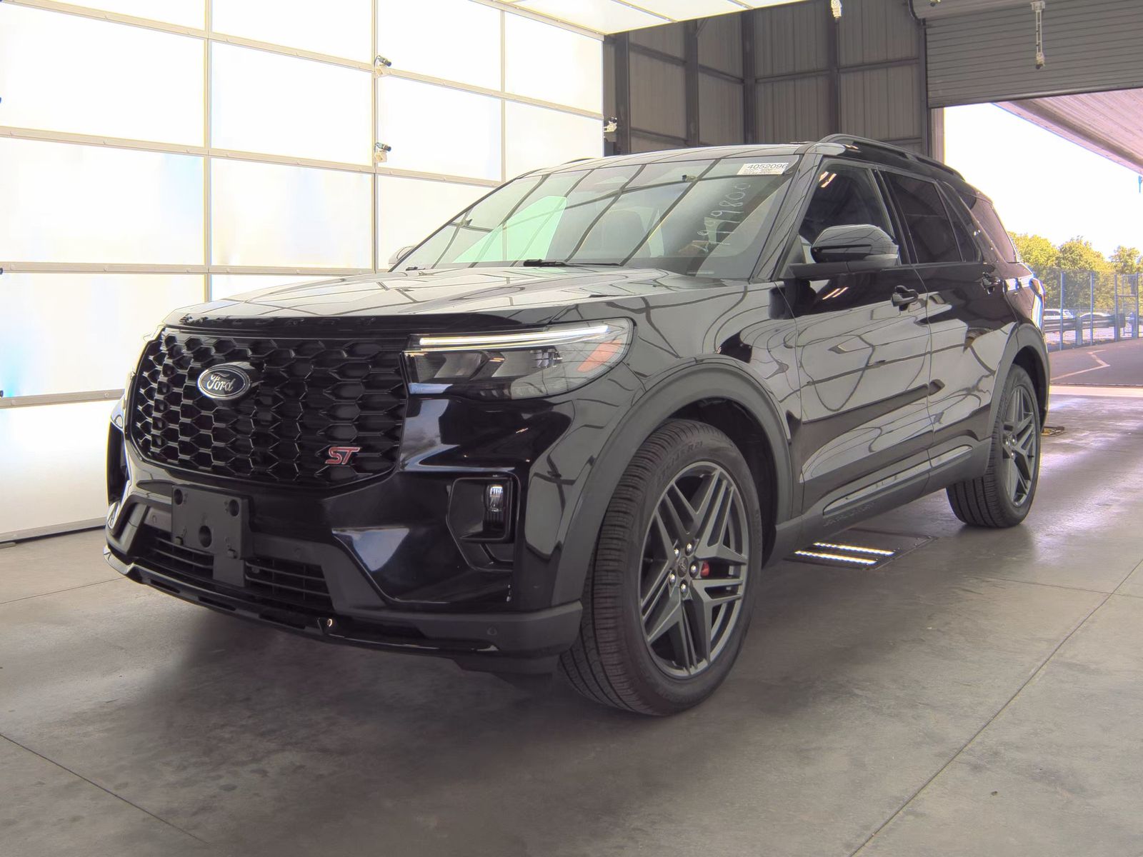 FORD EXPLORER - 1