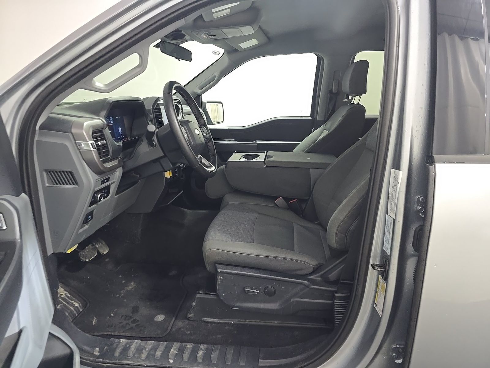 FORD F-150 - 8