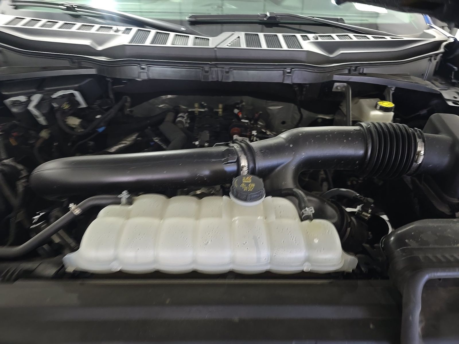 2025 Ford F-150 XLT AWD