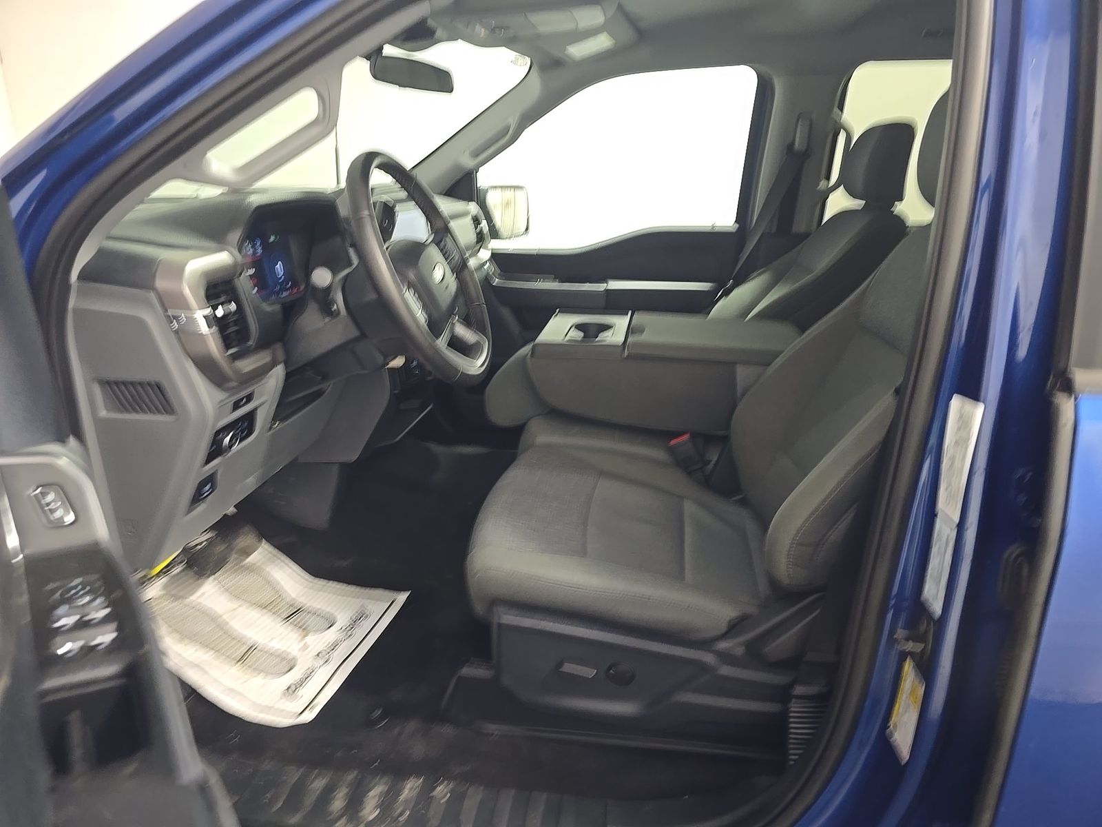 FORD F-150 - 8