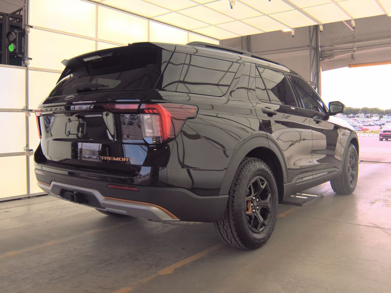 FORD EXPLORER - 6