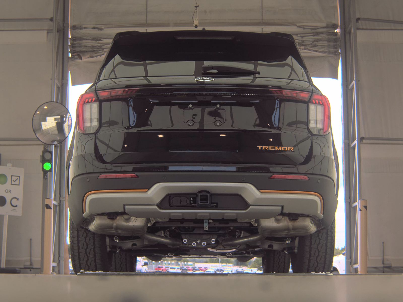 FORD EXPLORER - 8