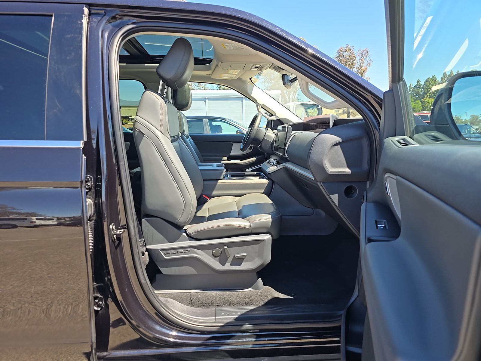 FORD EXPEDITION - 9
