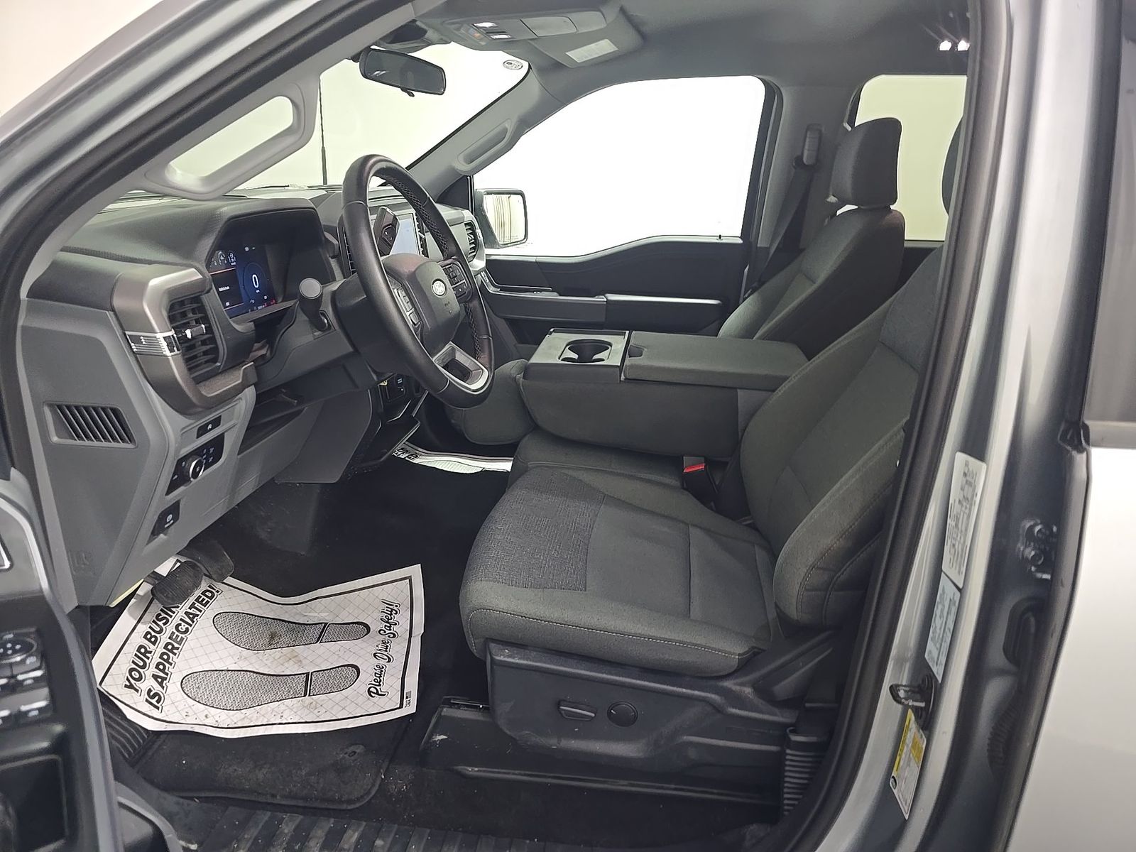 FORD F-150 - 8