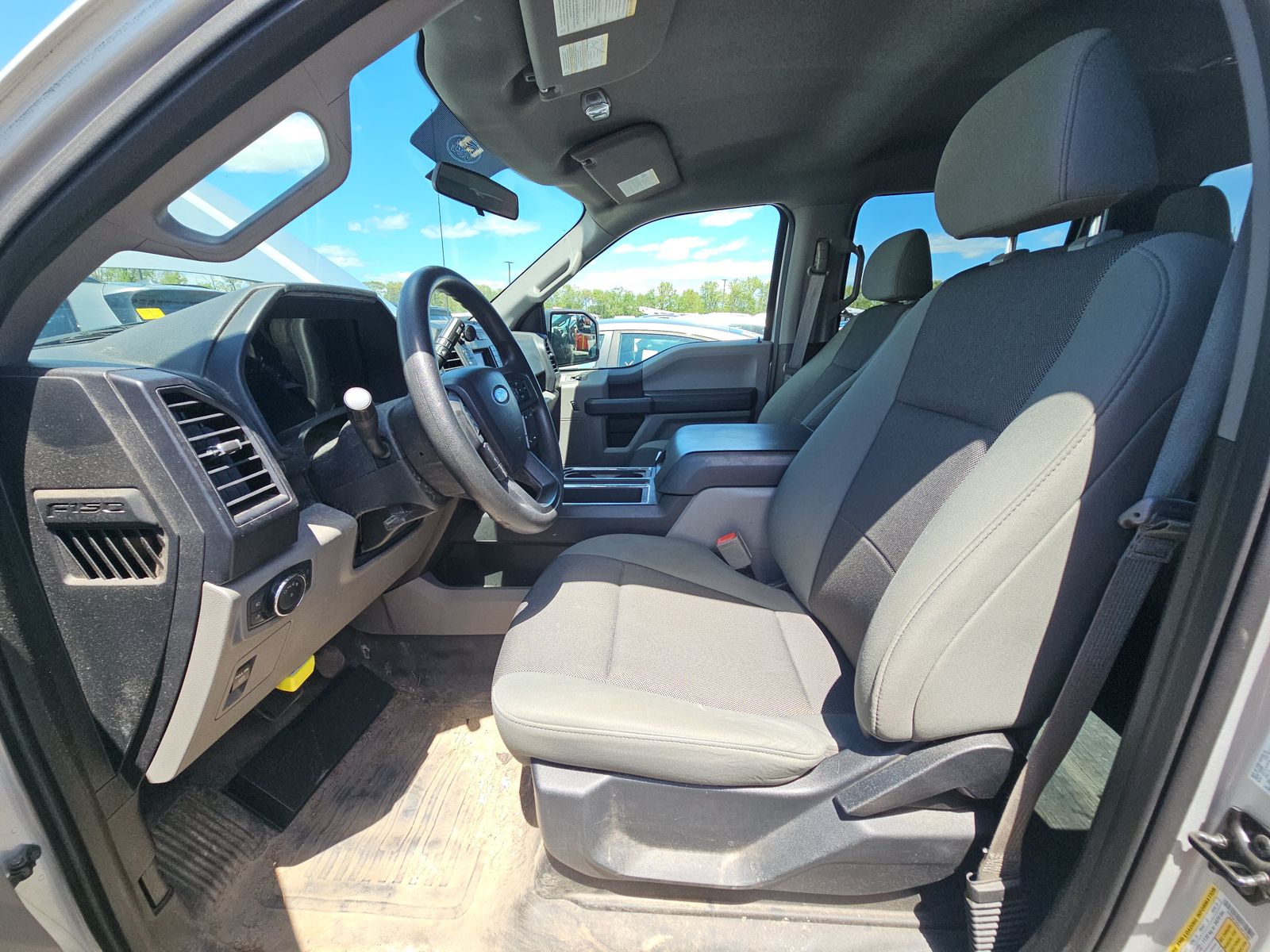 FORD F-150 - 8