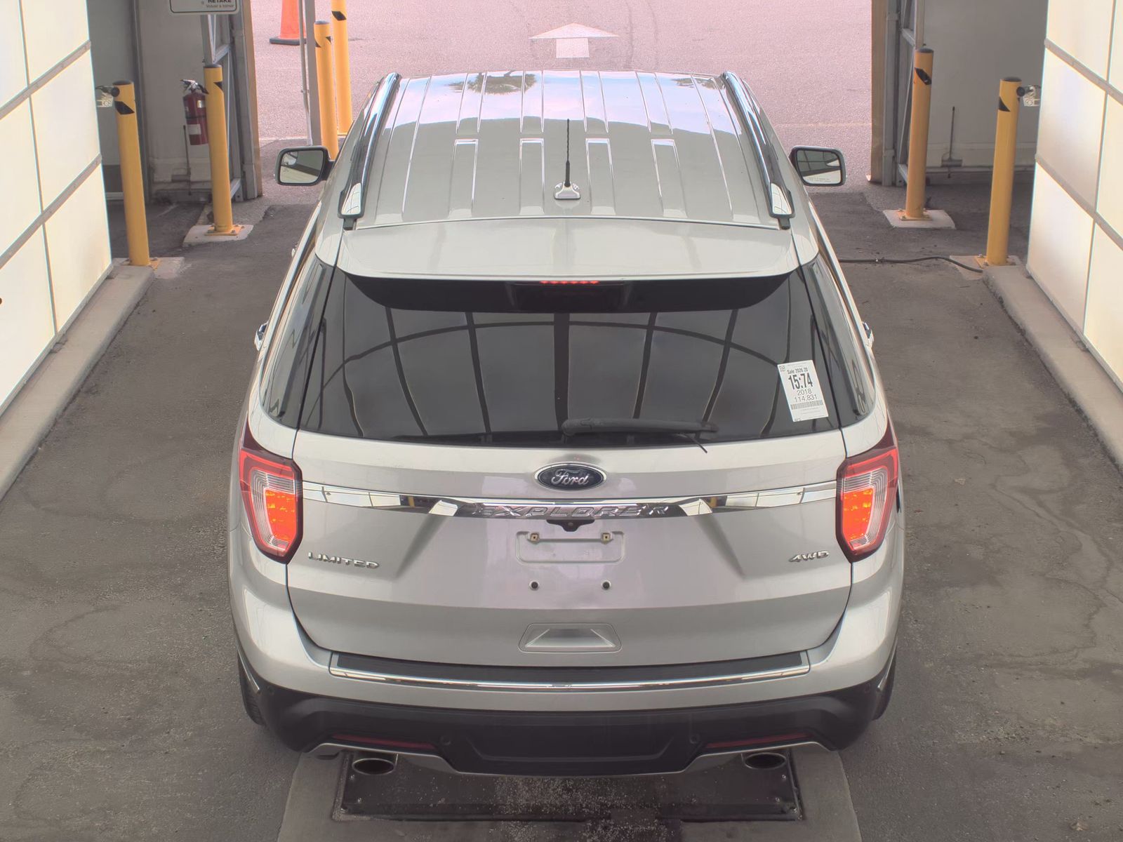FORD EXPLORER - 7