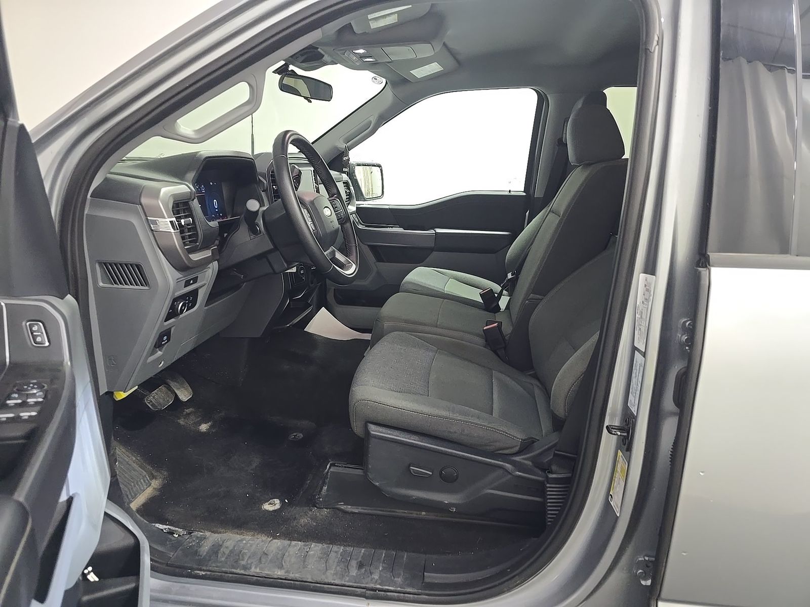 FORD F-150 - 8