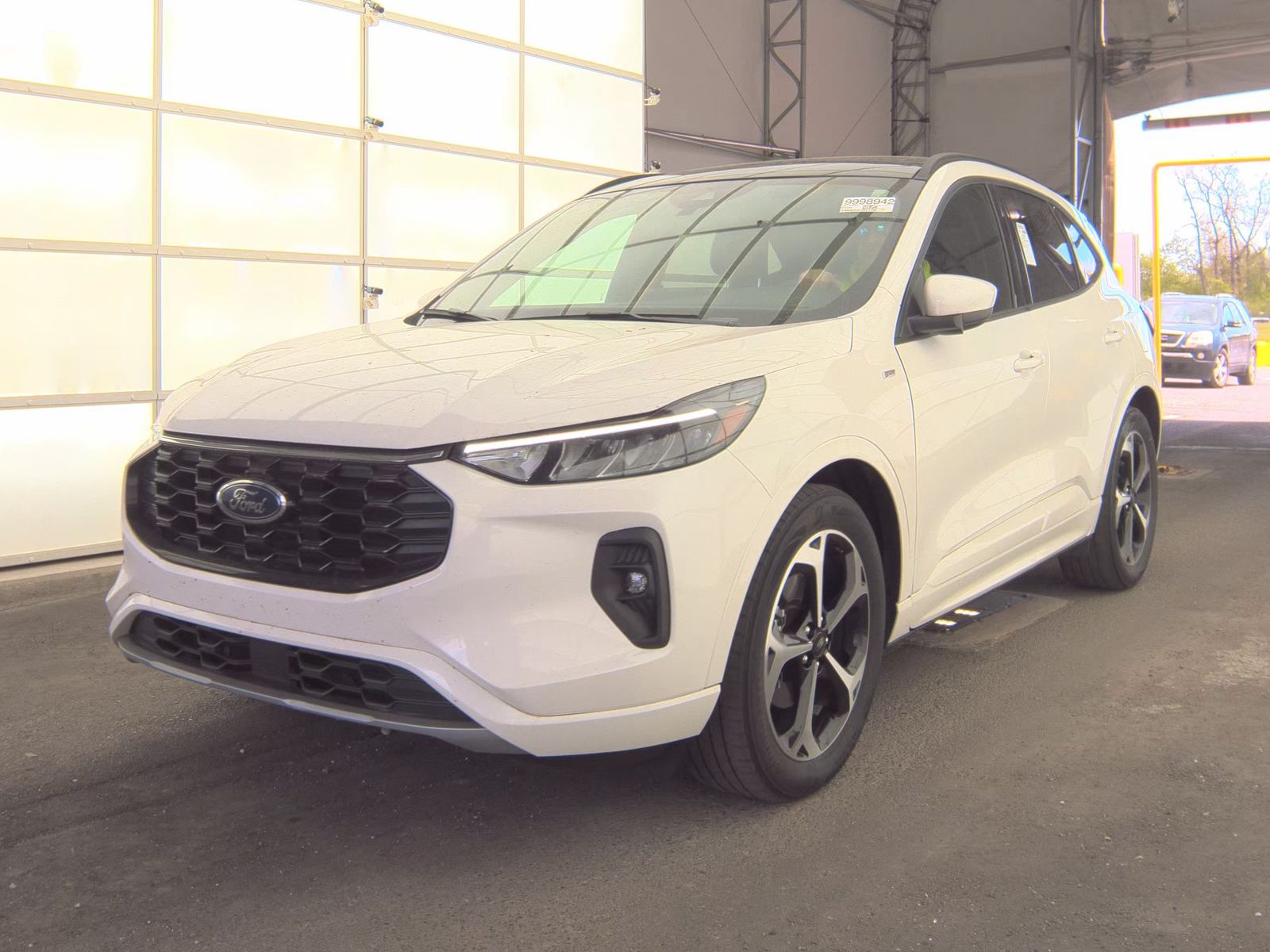 FORD ESCAPE - 1