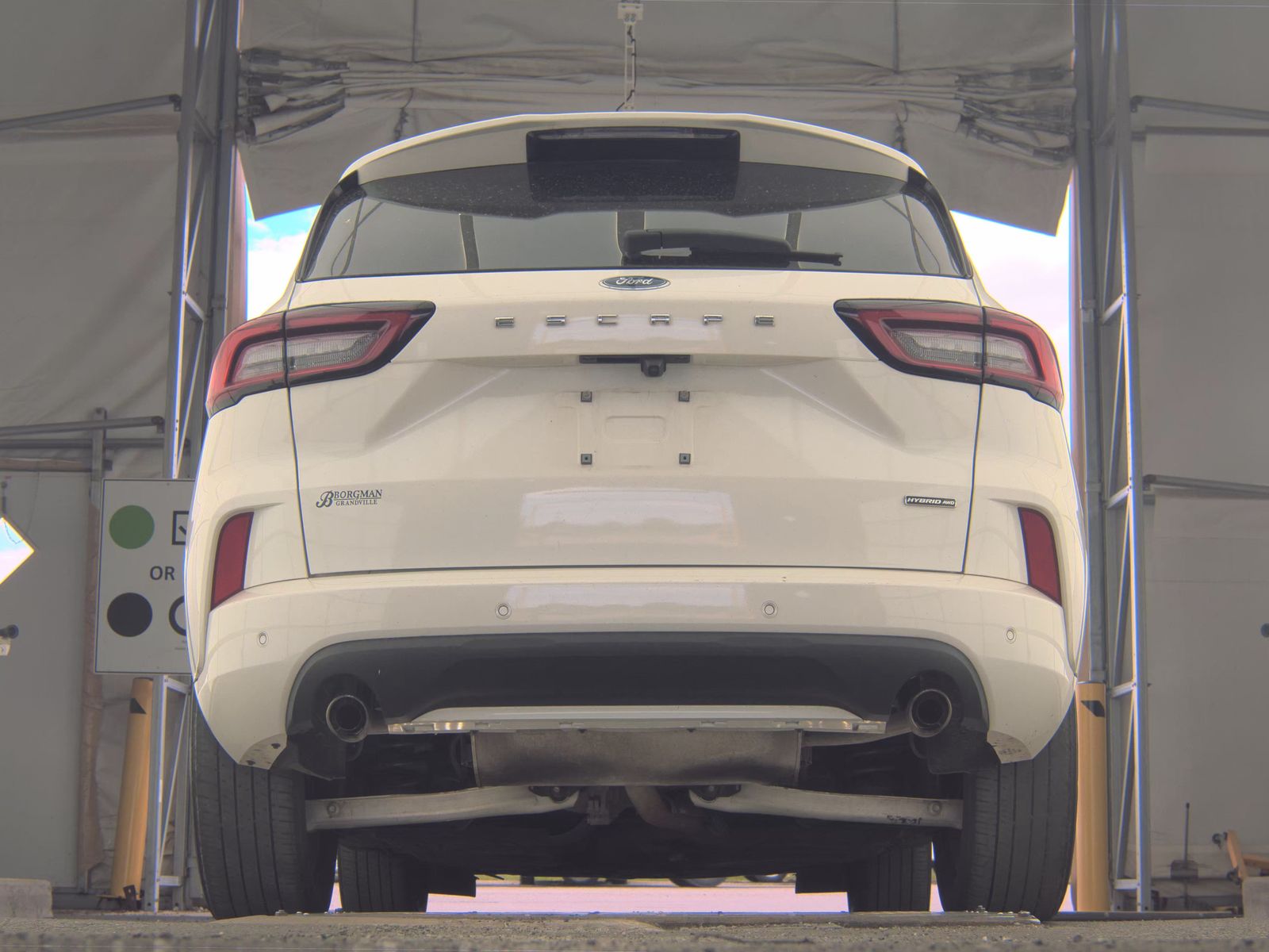 FORD ESCAPE - 8