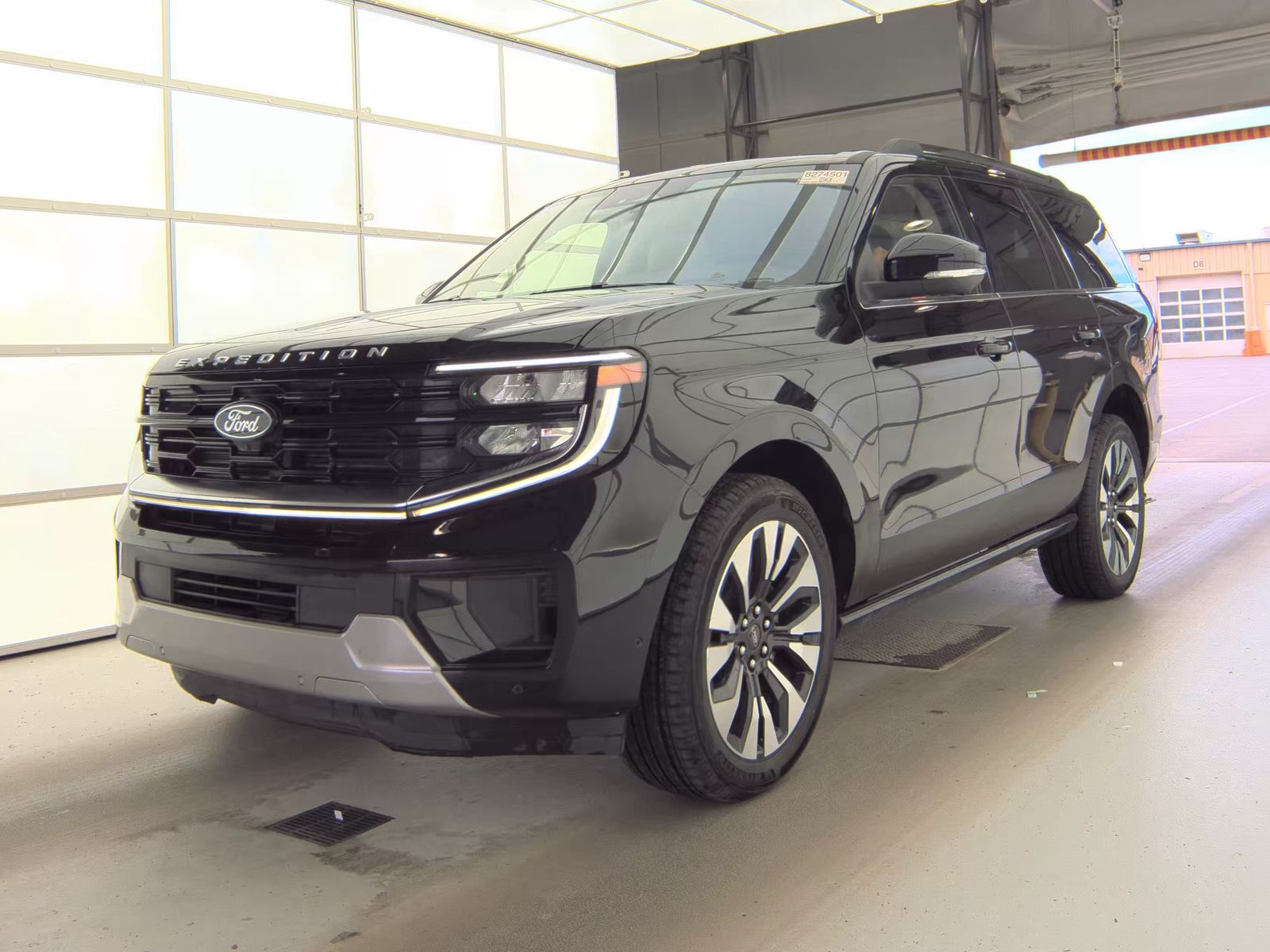 FORD EXPEDITION - 1
