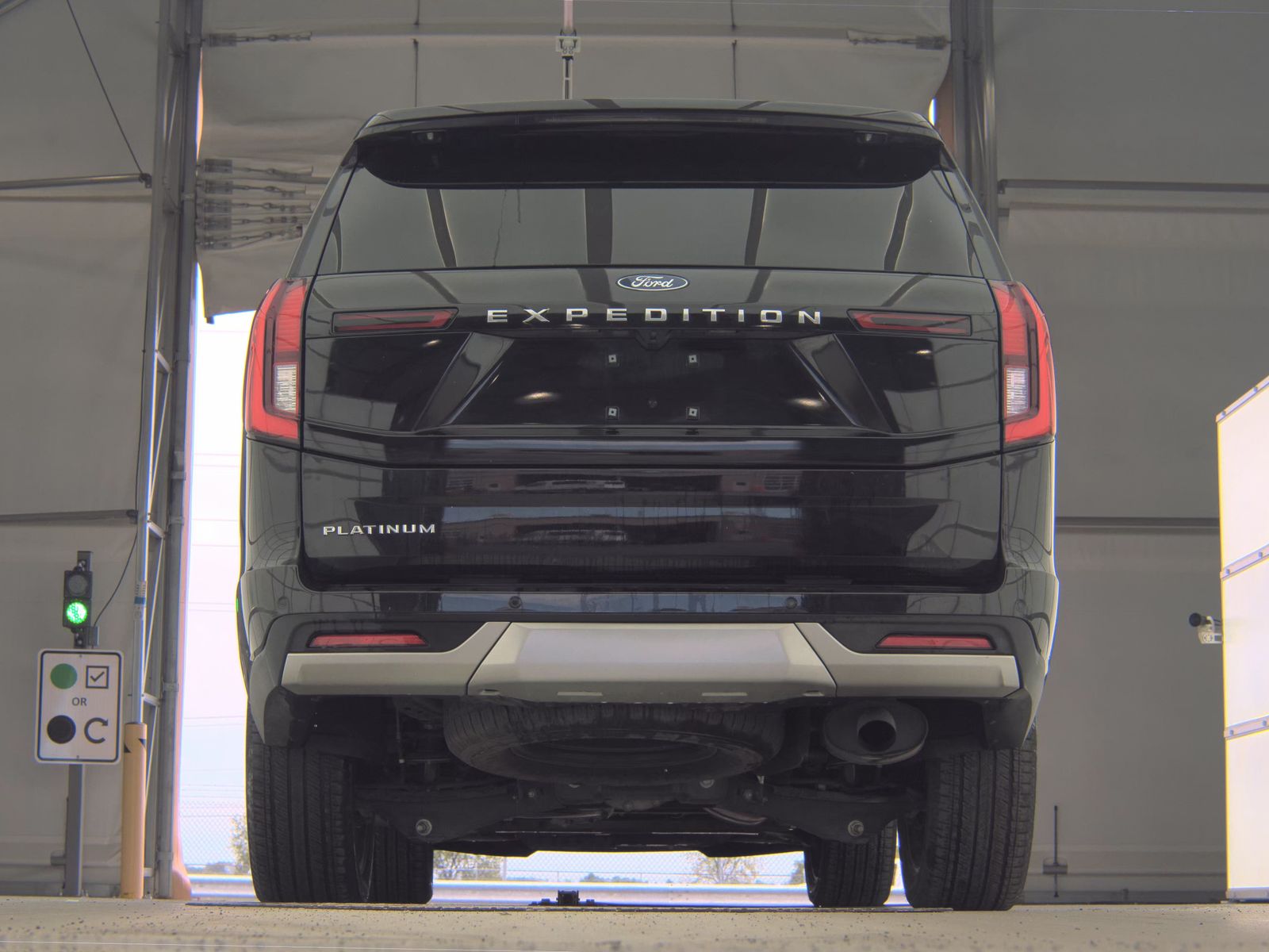 FORD EXPEDITION - 8