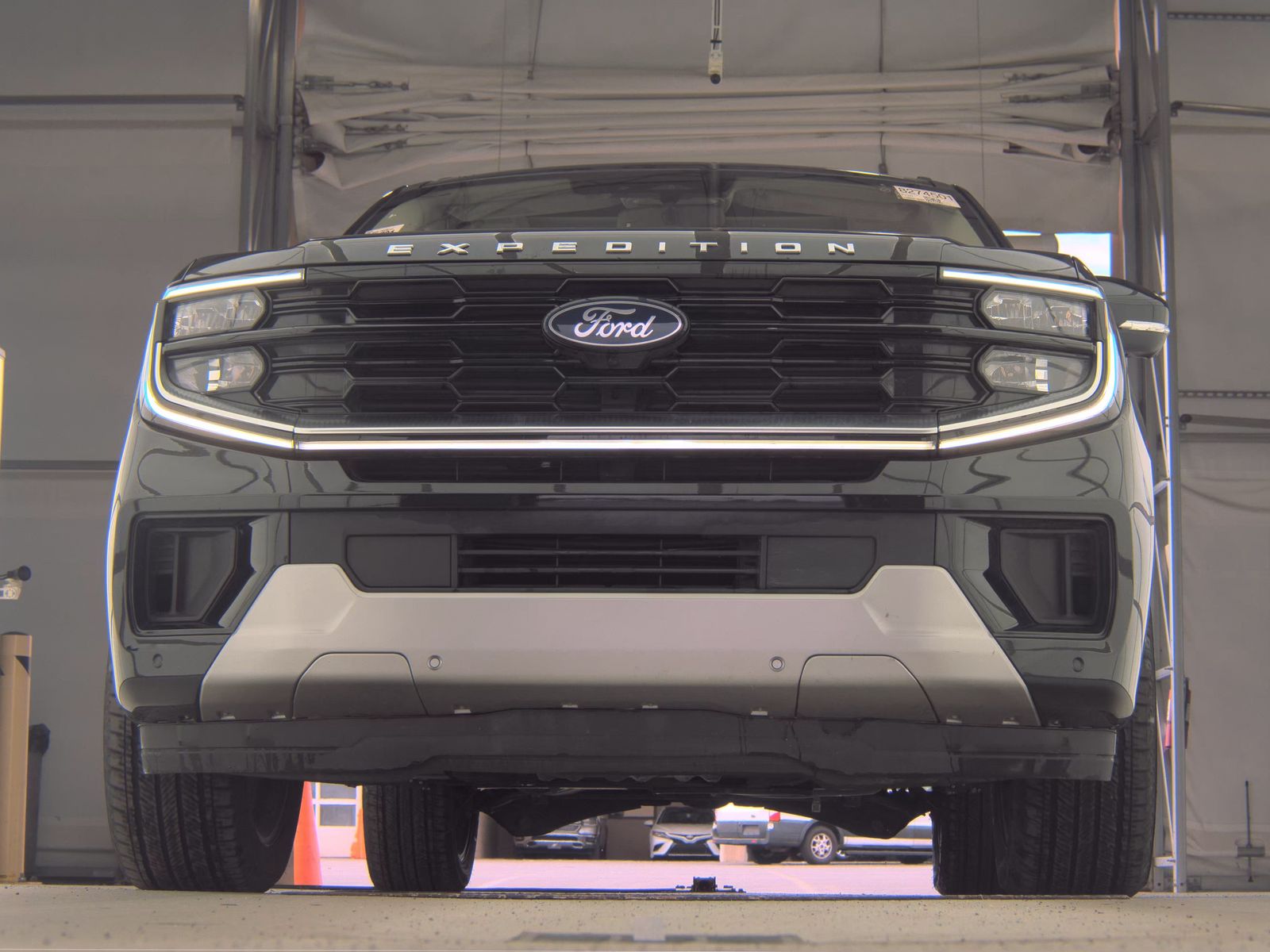 FORD EXPEDITION - 4