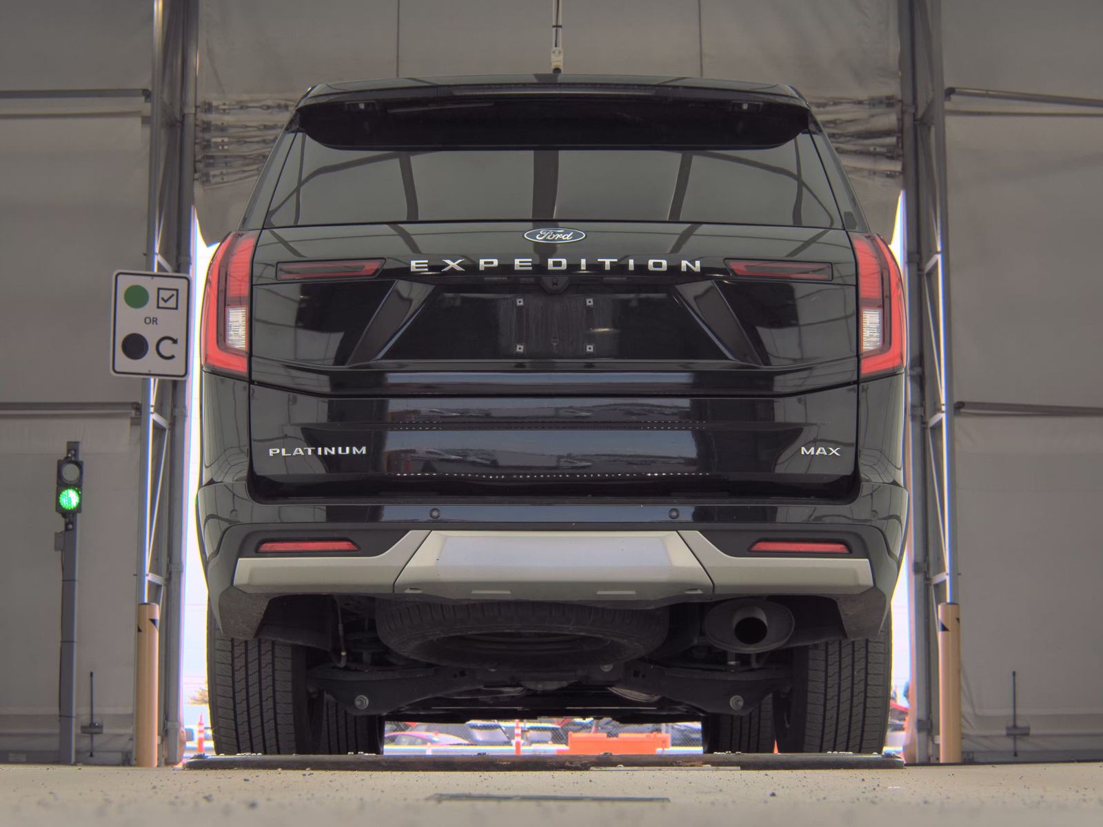 FORD EXPEDITION MAX - 8