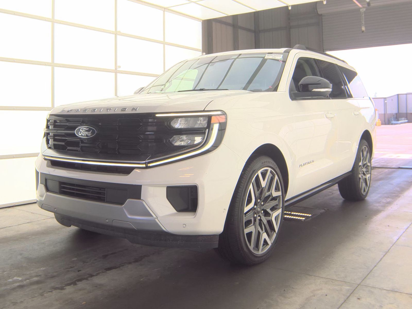 FORD EXPEDITION - 1