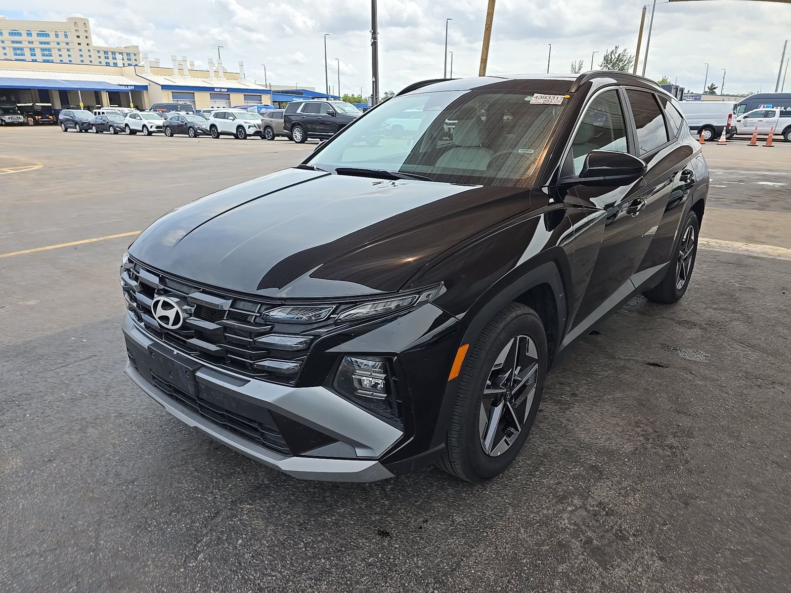 HYUNDAI TUCSON - 1