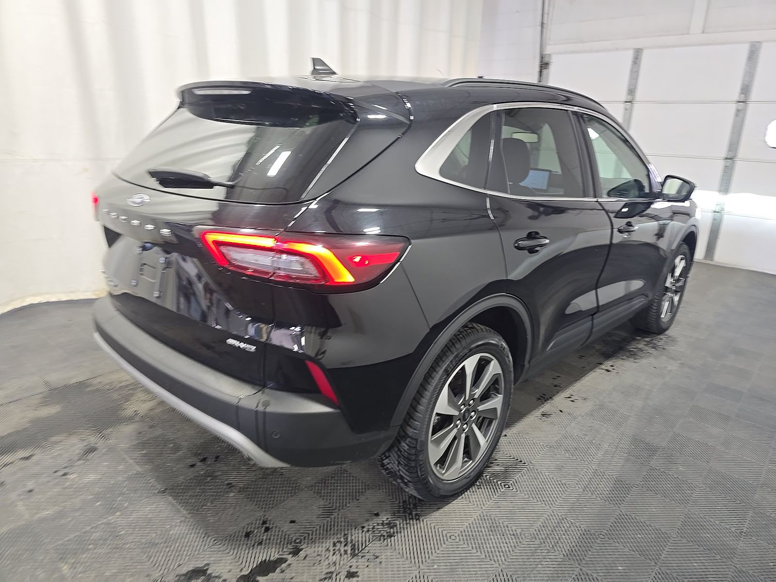 FORD ESCAPE - 5