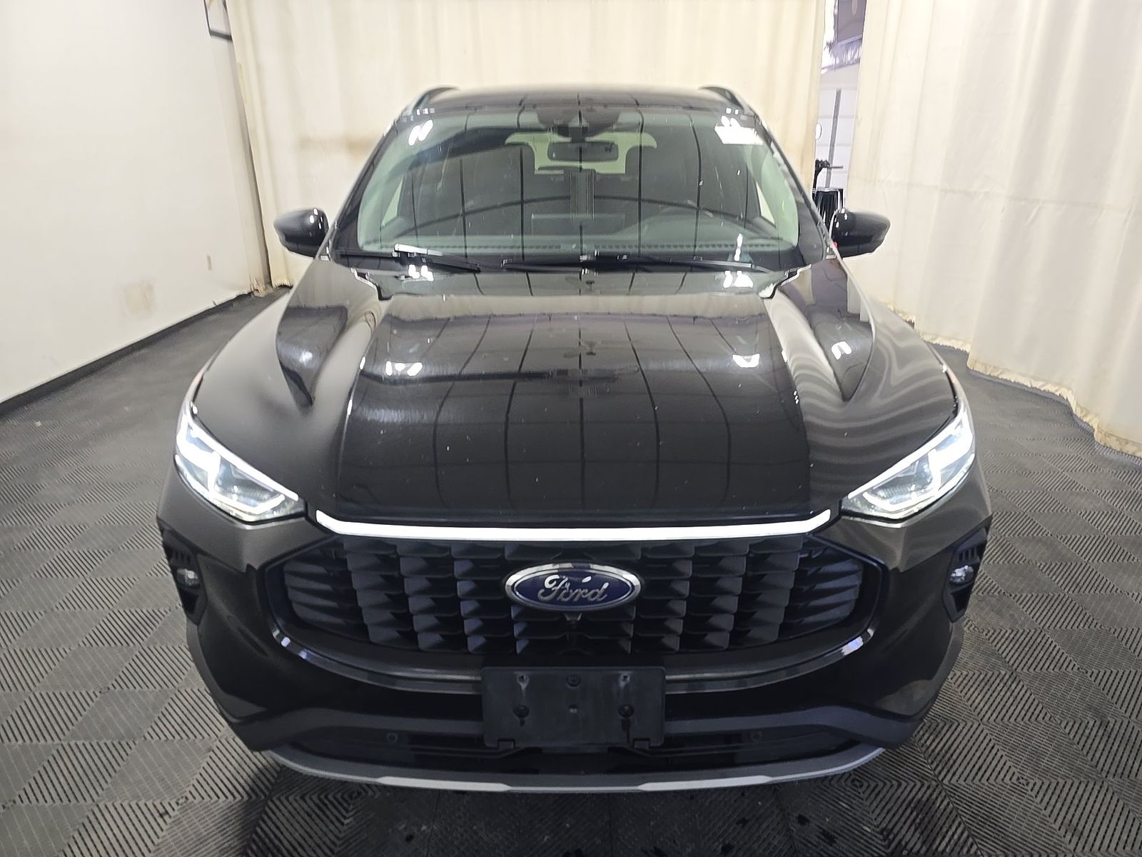 FORD ESCAPE - 3