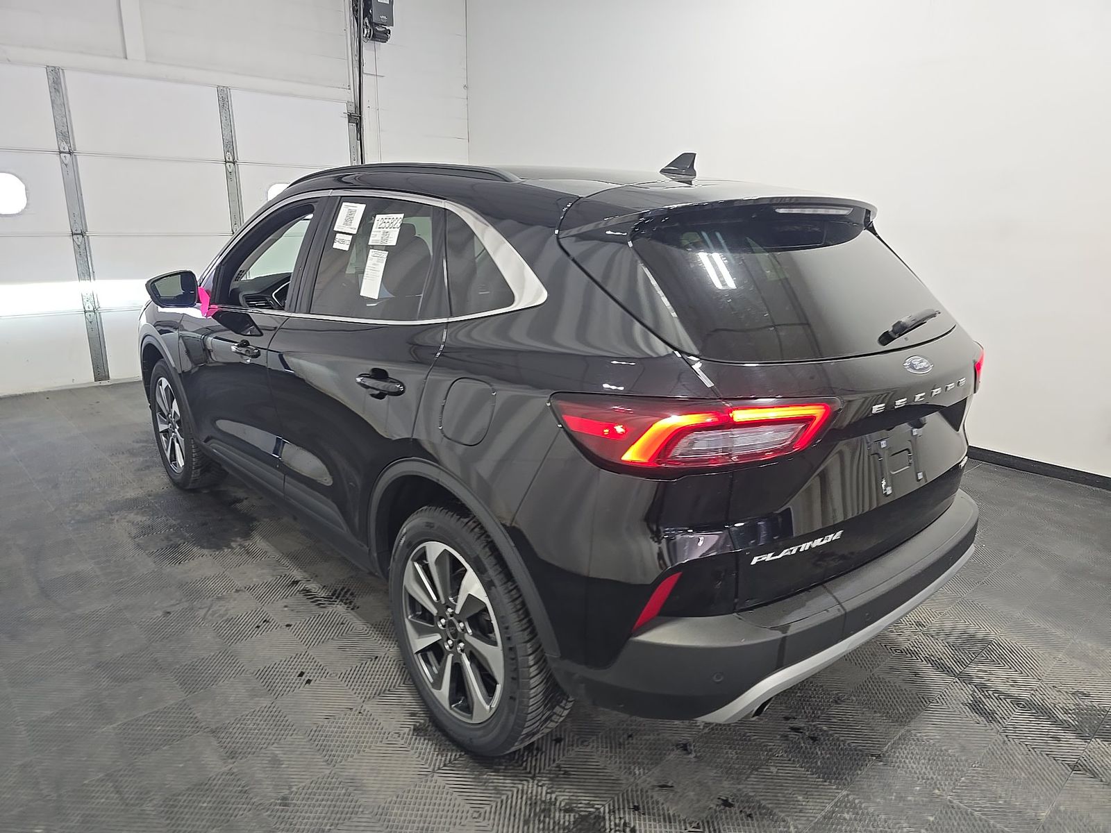 FORD ESCAPE - 7