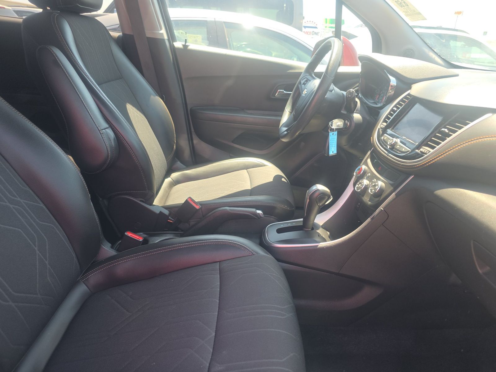 CHEVROLET TRAX - 9