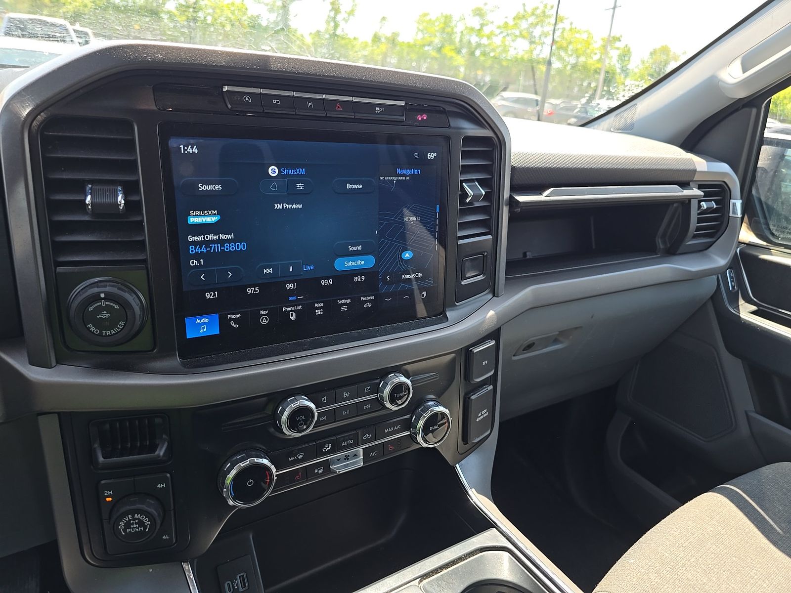 2024 Ford F-150 XLT AWD