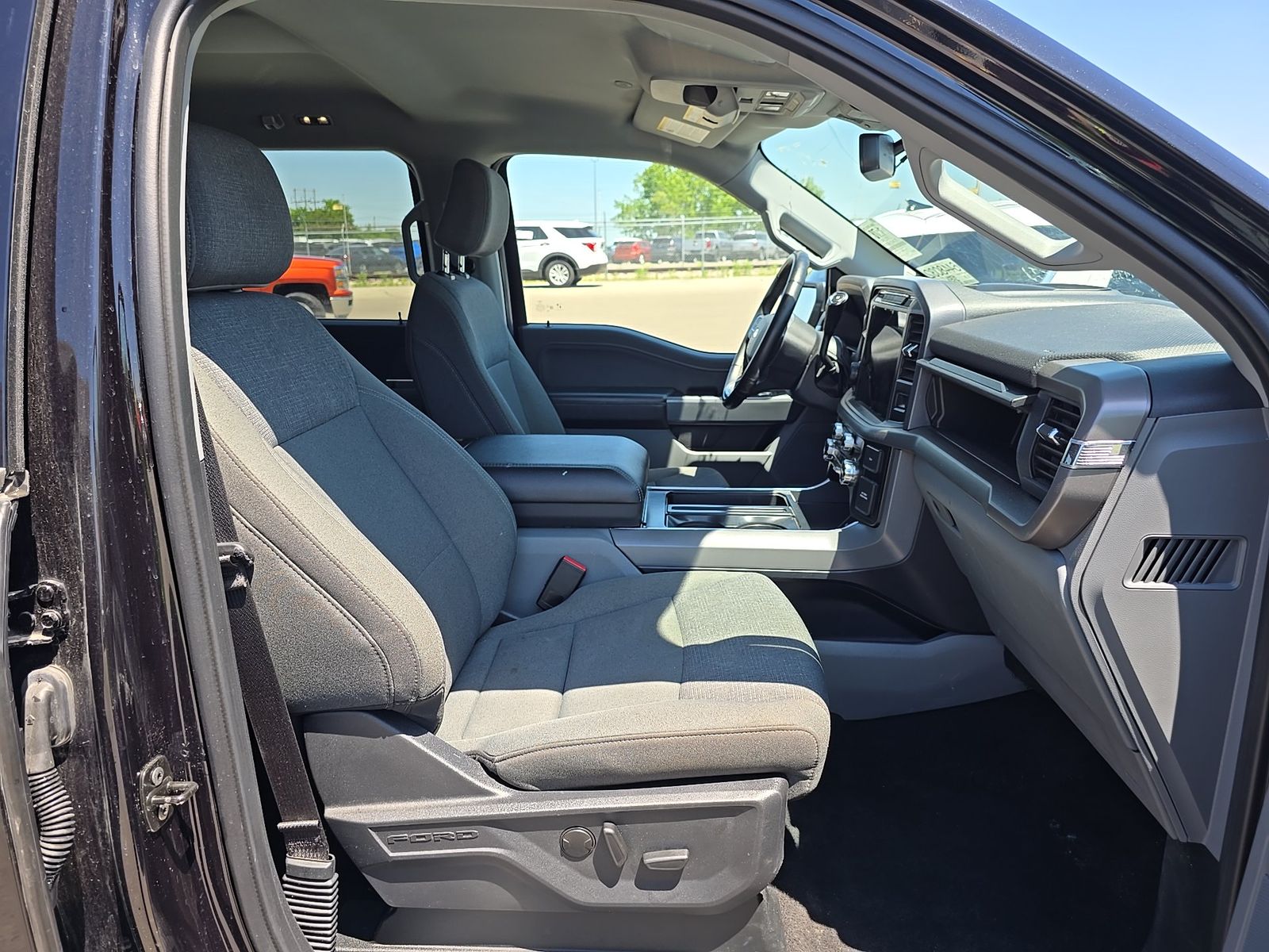 2024 Ford F-150 XLT AWD