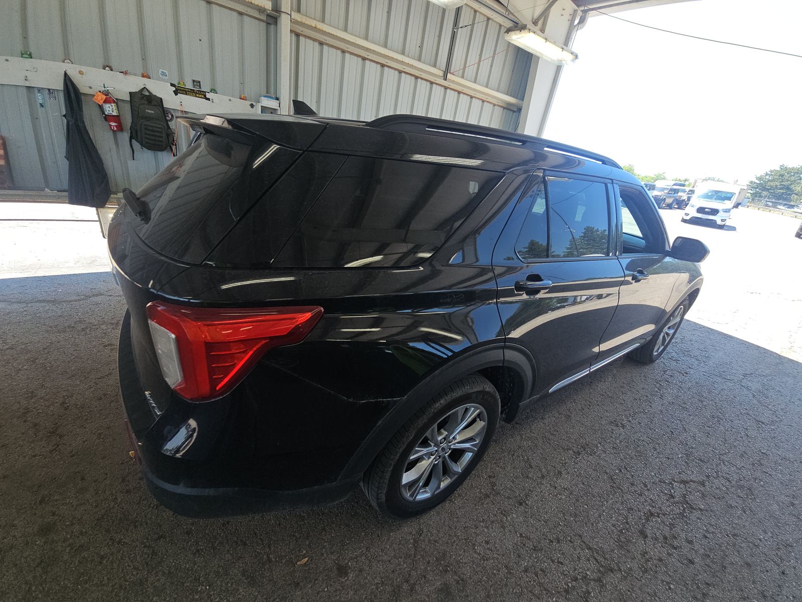 FORD EXPLORER - 5