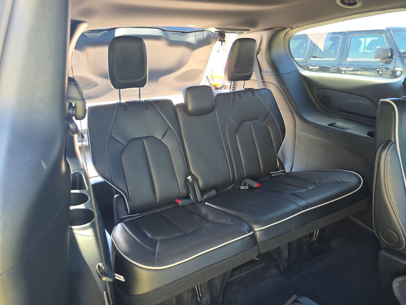 2026 Chrysler Pacifica Limited FWD