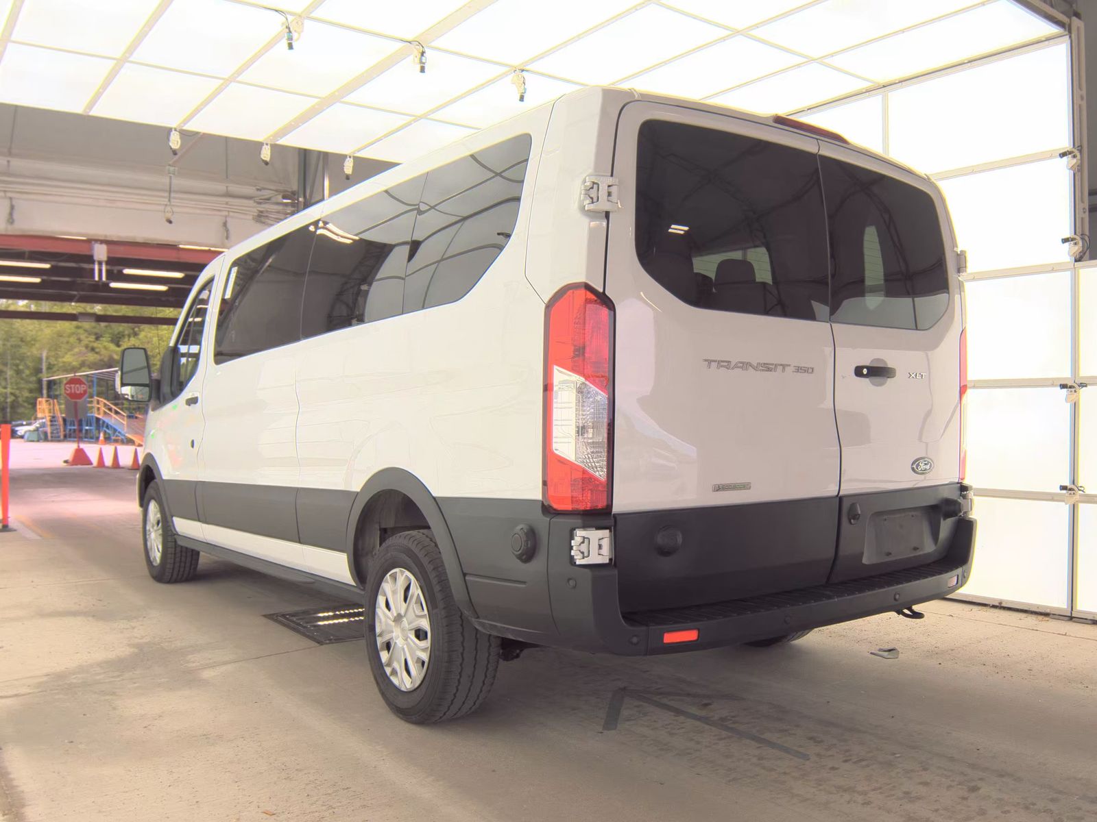 FORD TRANSIT 350 - 9