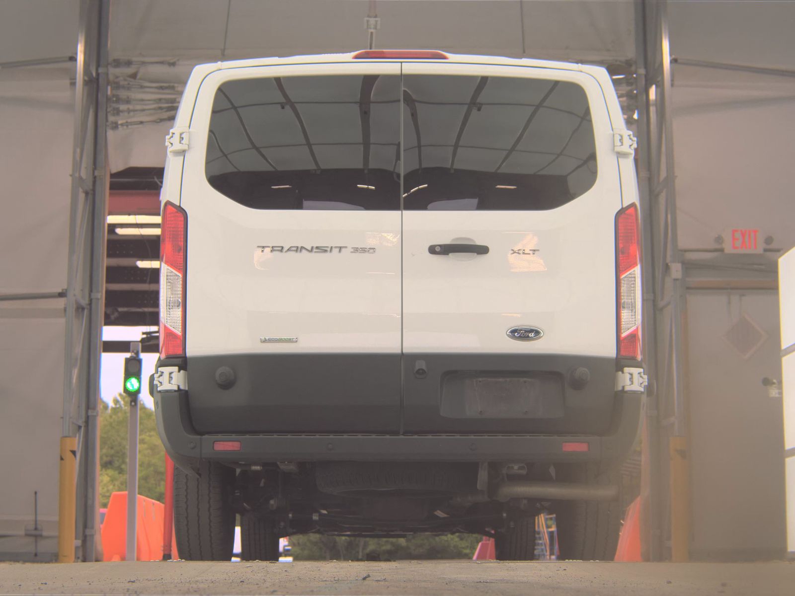FORD TRANSIT 350 - 8