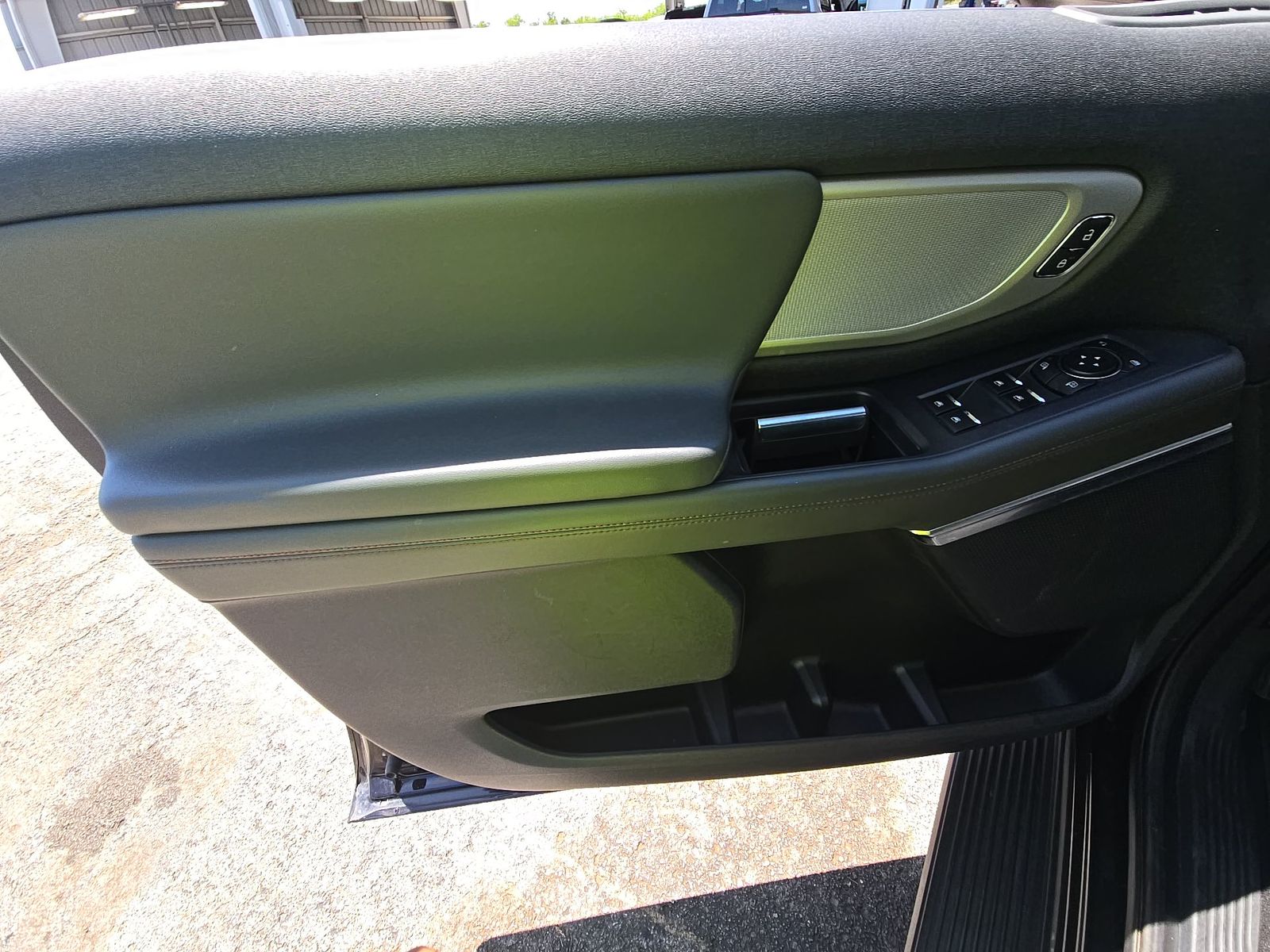 FORD EXPEDITION MAX - 10