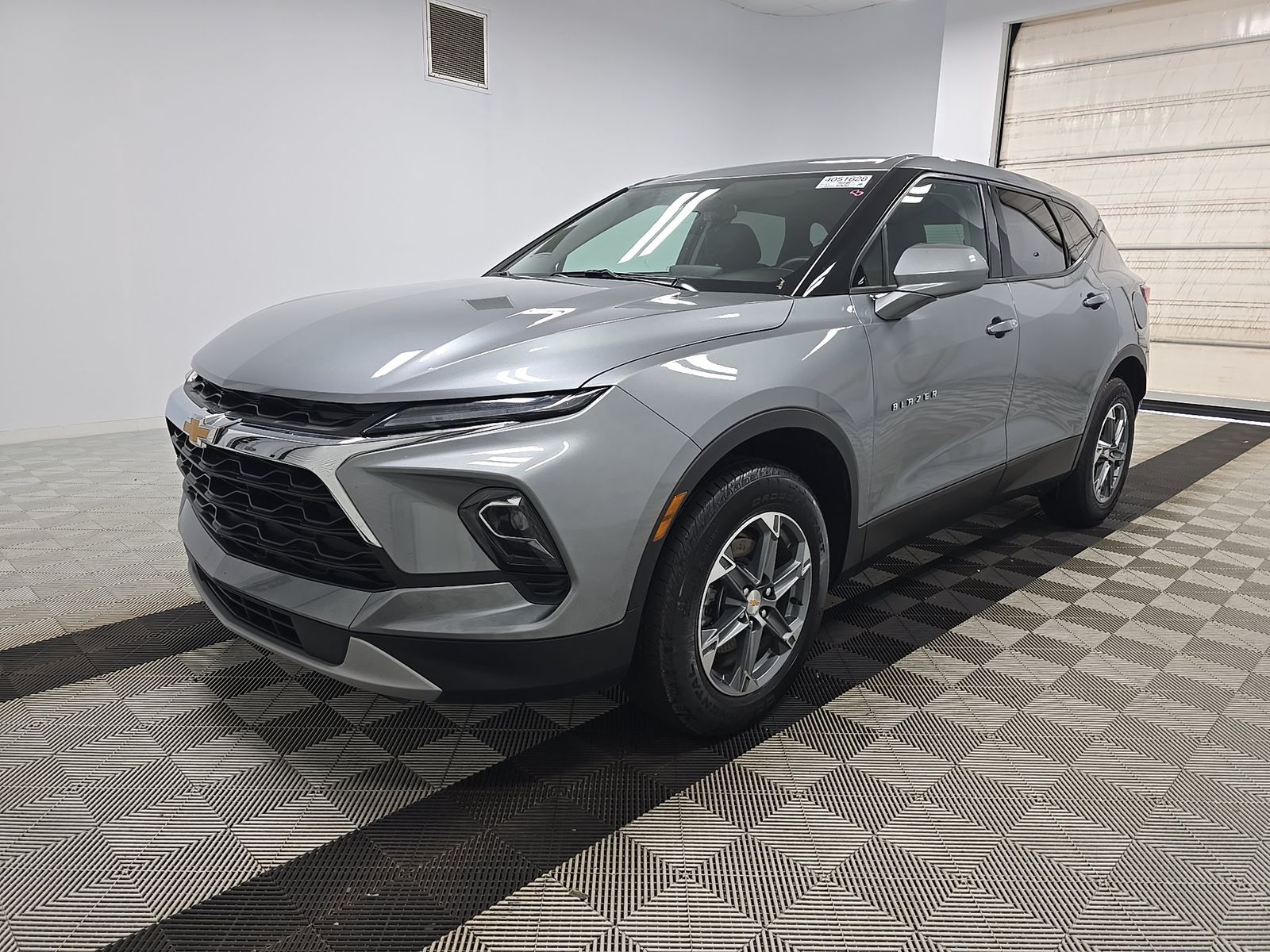 CHEVROLET BLAZER - 1