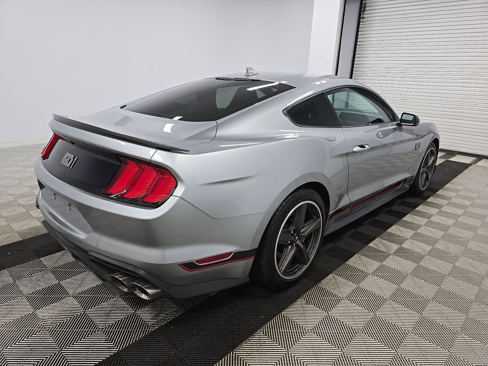 FORD MUSTANG - 5