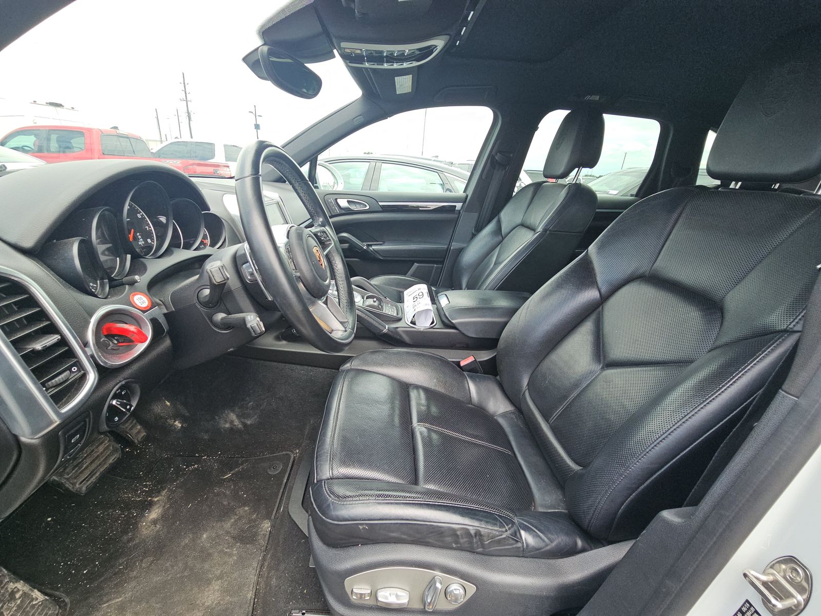 PORSCHE CAYENNE - 8