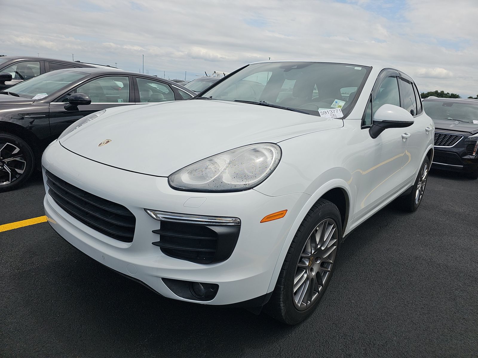 PORSCHE CAYENNE - 1
