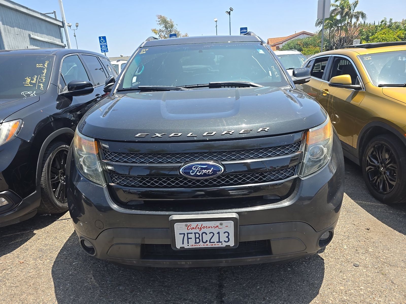 FORD EXPLORER - 3
