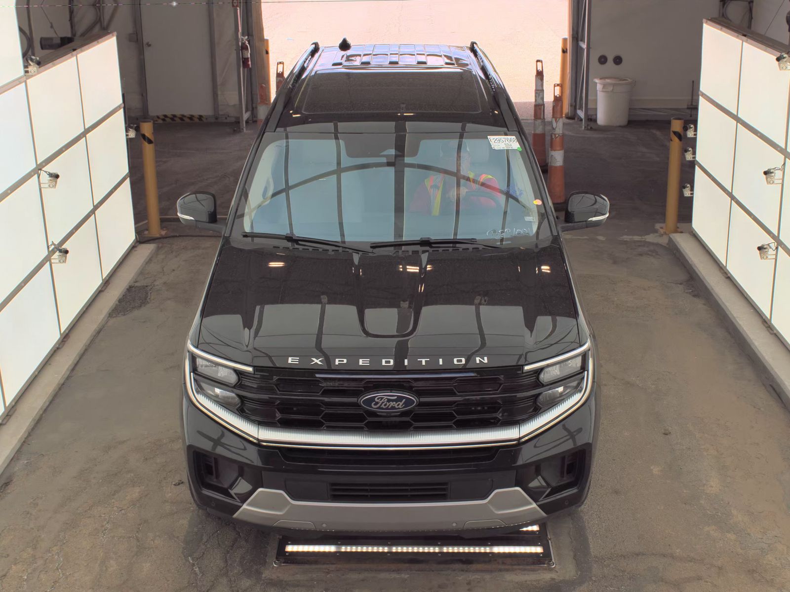 FORD EXPEDITION MAX - 3
