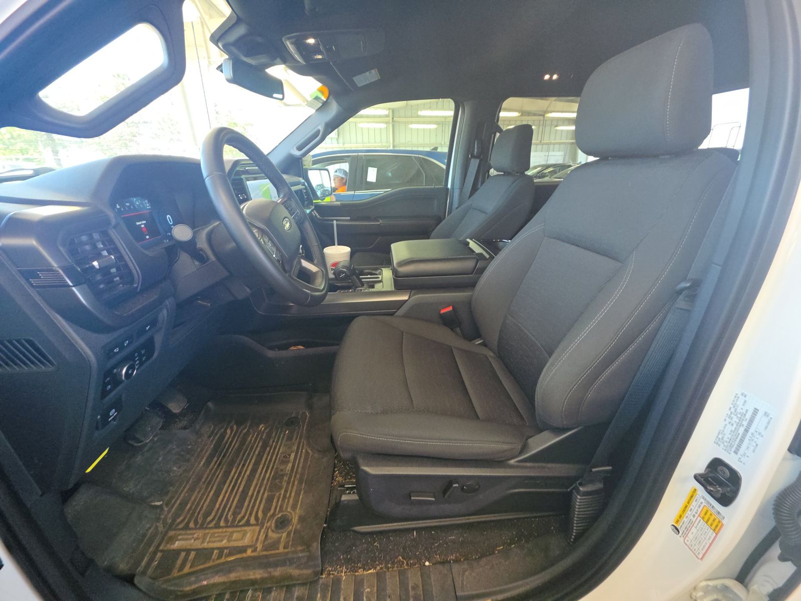 FORD F-150 - 8