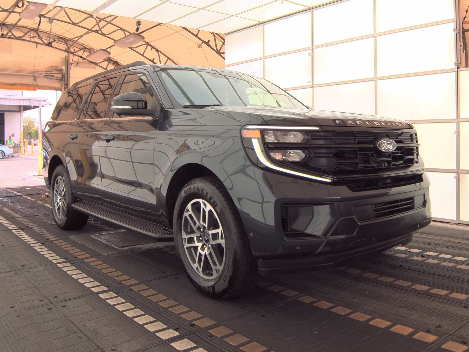 FORD EXPEDITION MAX - 5