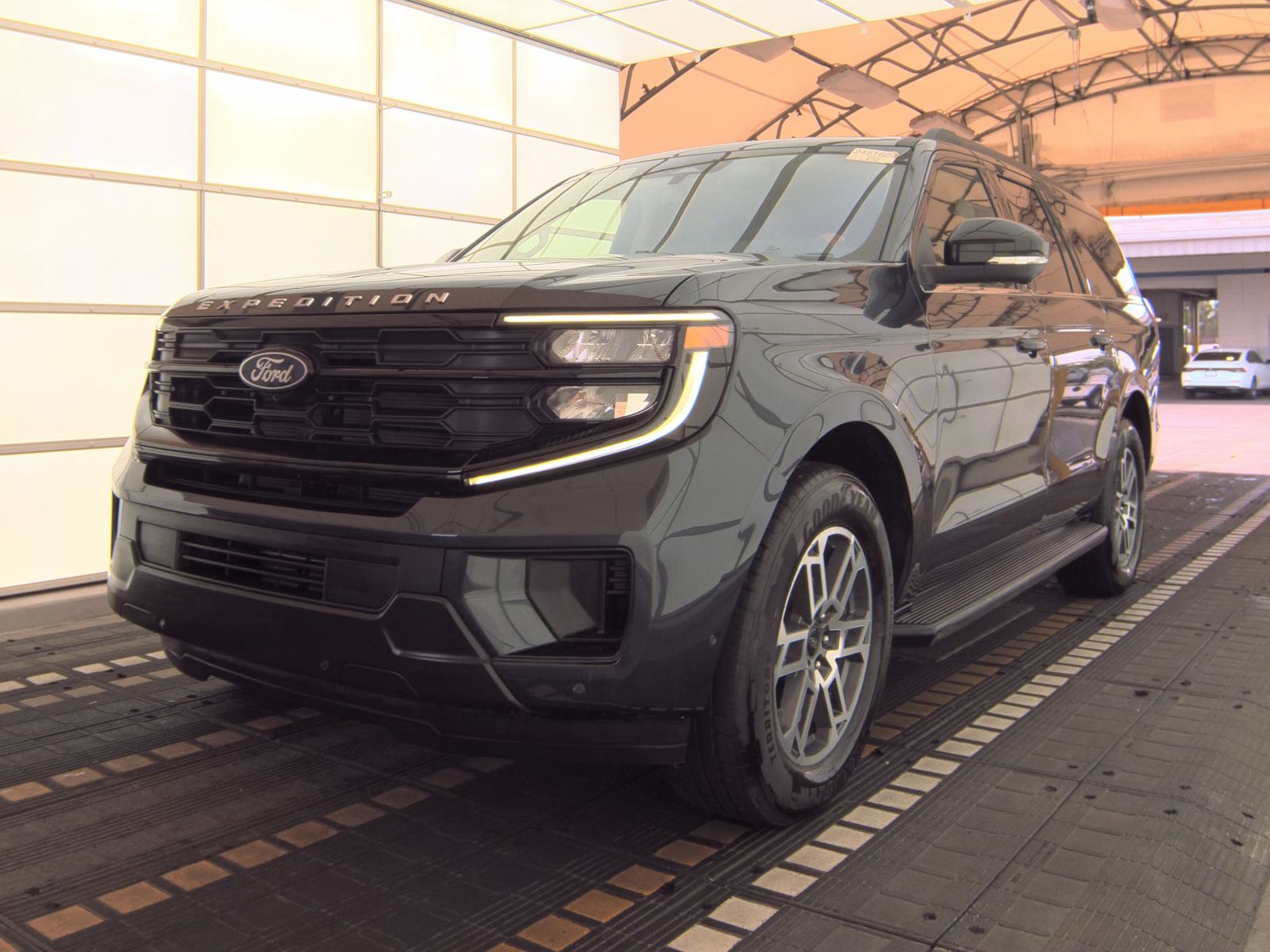 FORD EXPEDITION MAX - 1