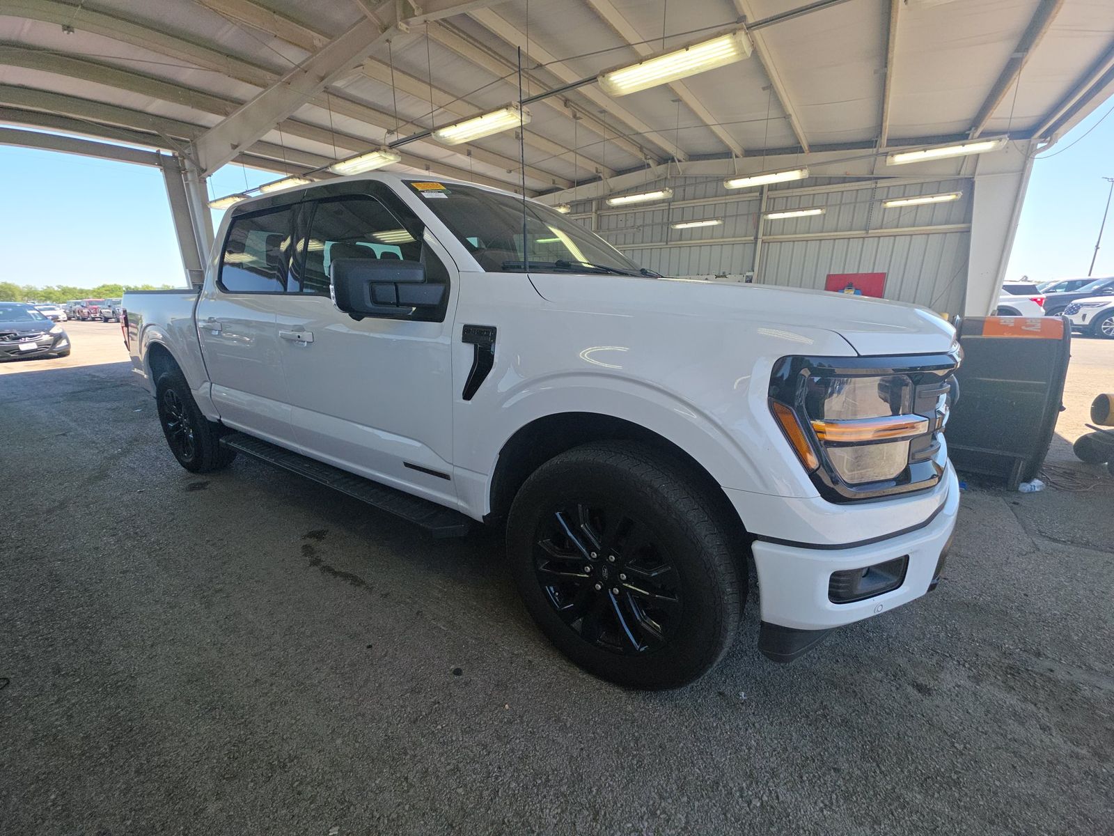 FORD F-150 - 4