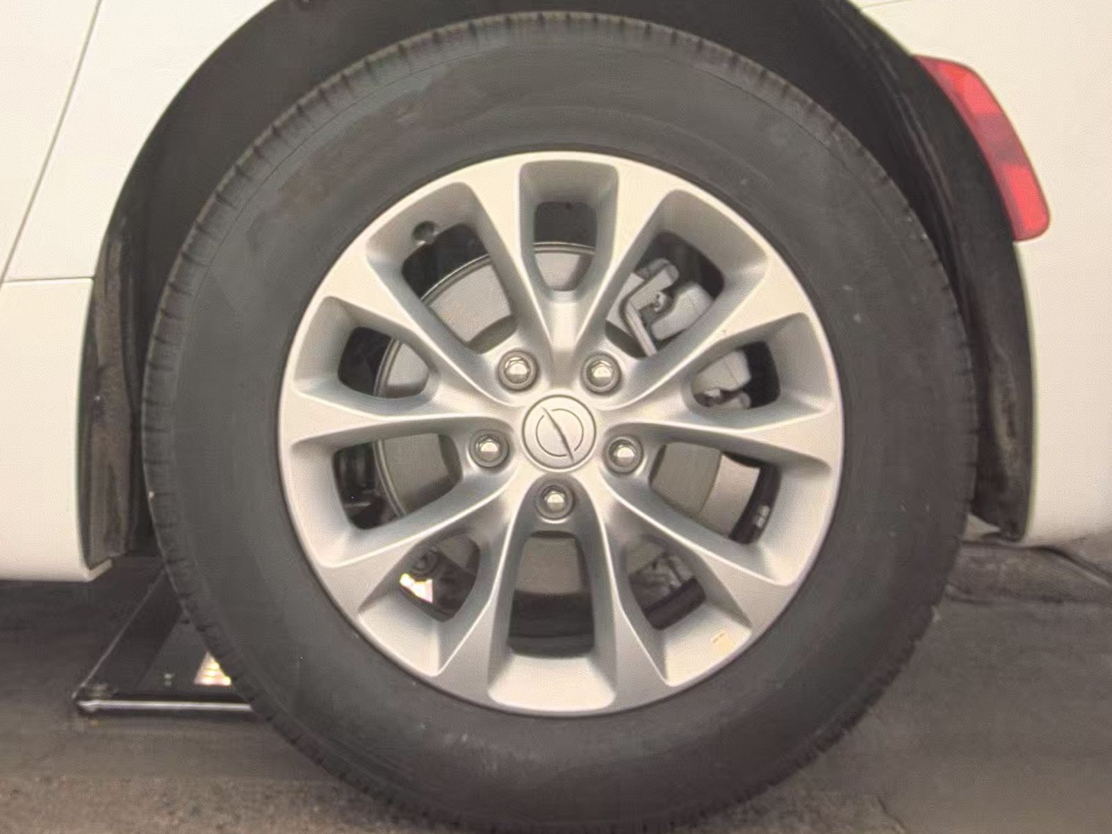 2026 Chrysler Pacifica Limited FWD