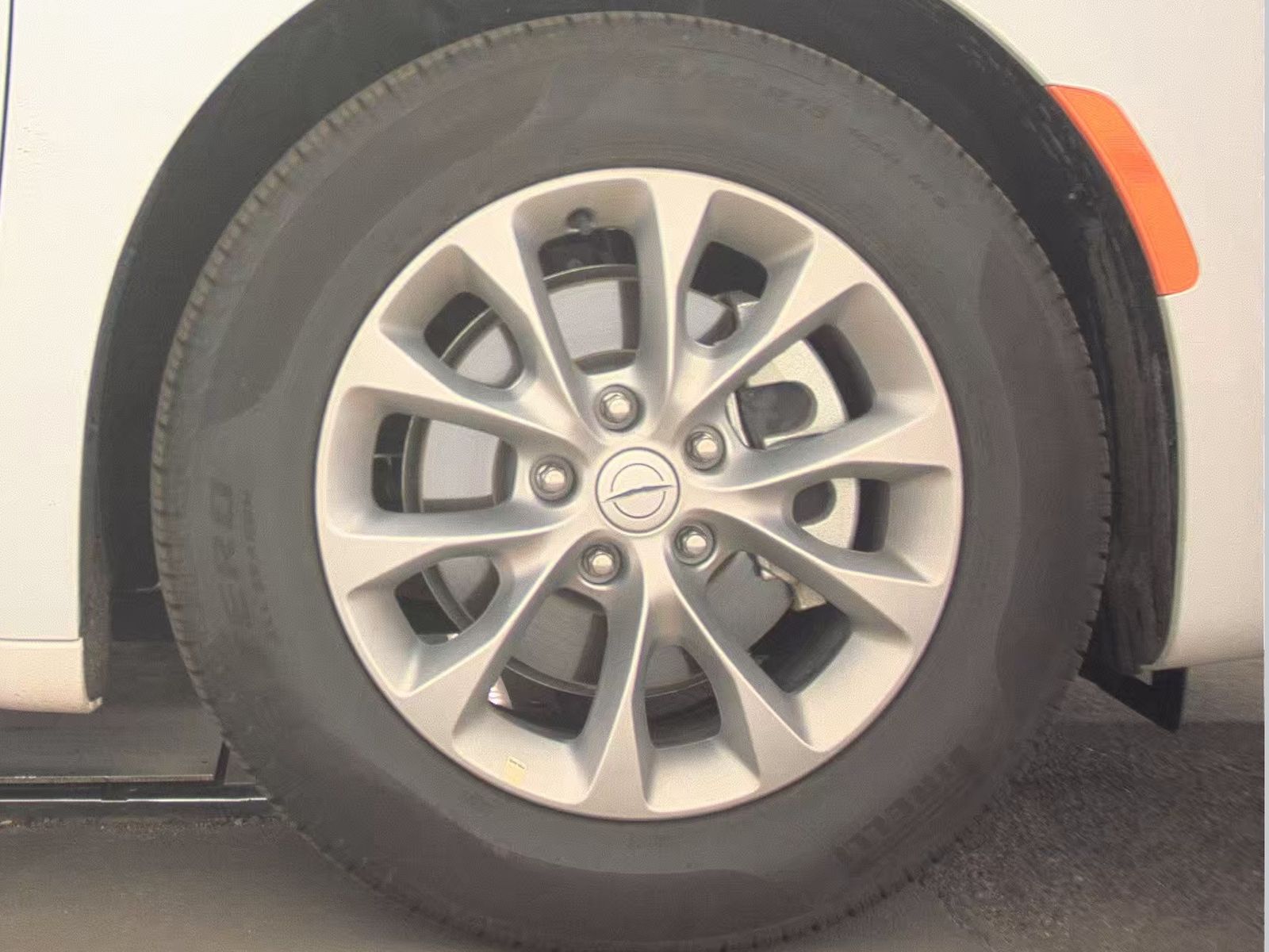 2026 Chrysler Pacifica Limited FWD