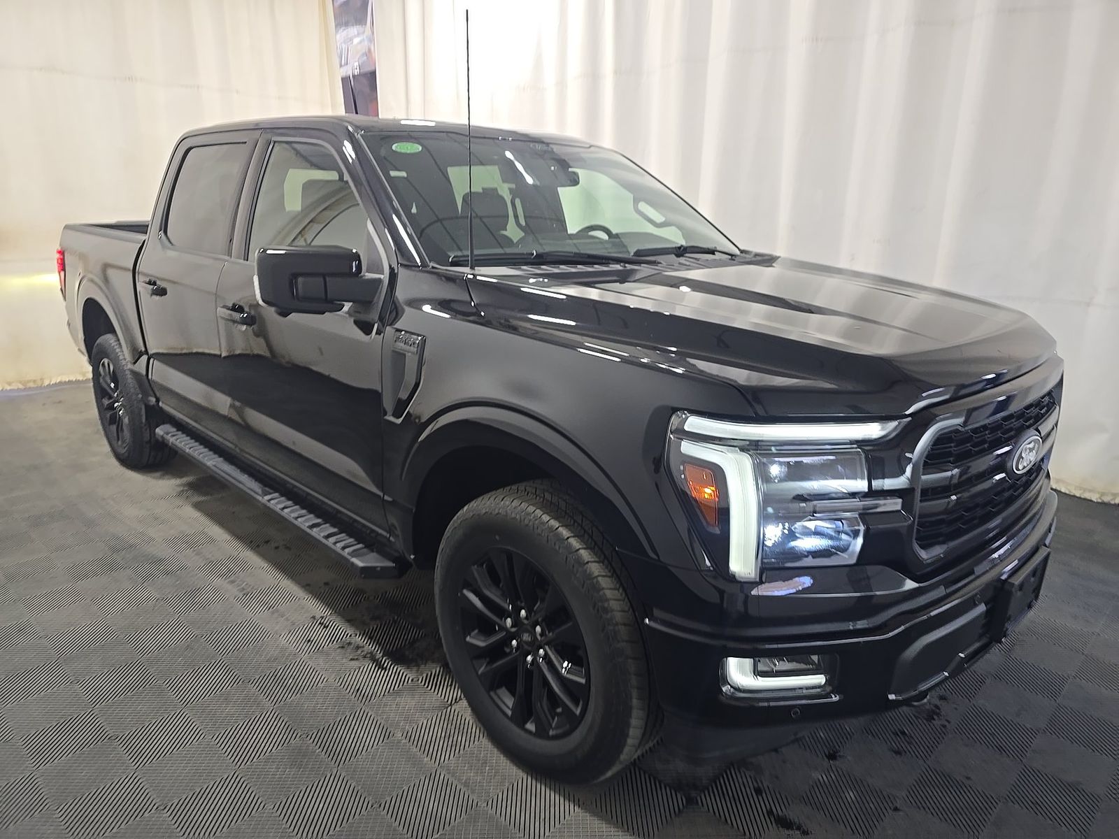 FORD F-150 - 4