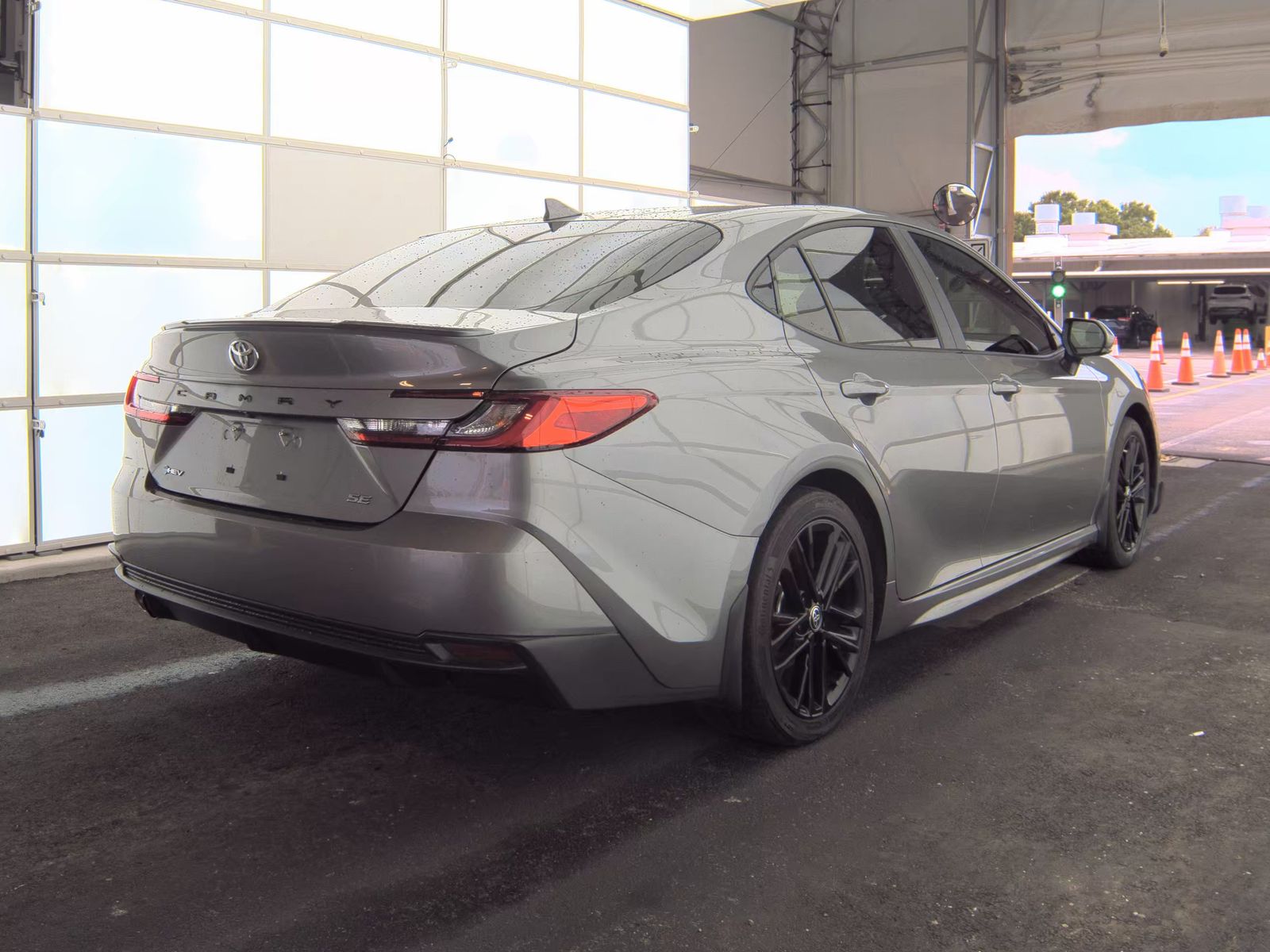 TOYOTA CAMRY - 6