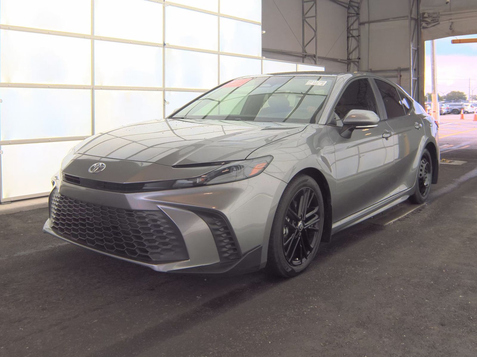 TOYOTA CAMRY - 1