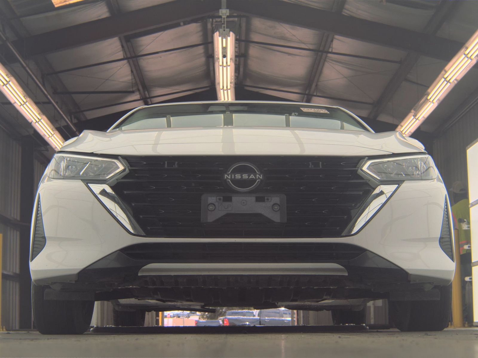 NISSAN SENTRA - 4