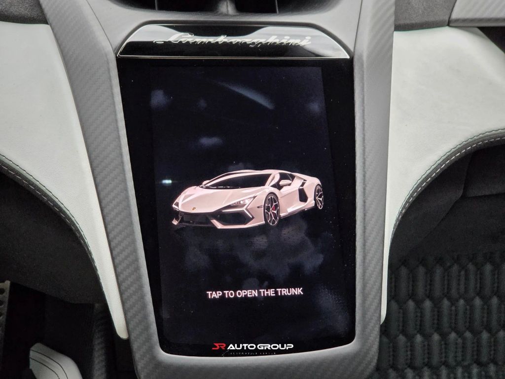 2024 Lamborghini Revuelto Base AWD
