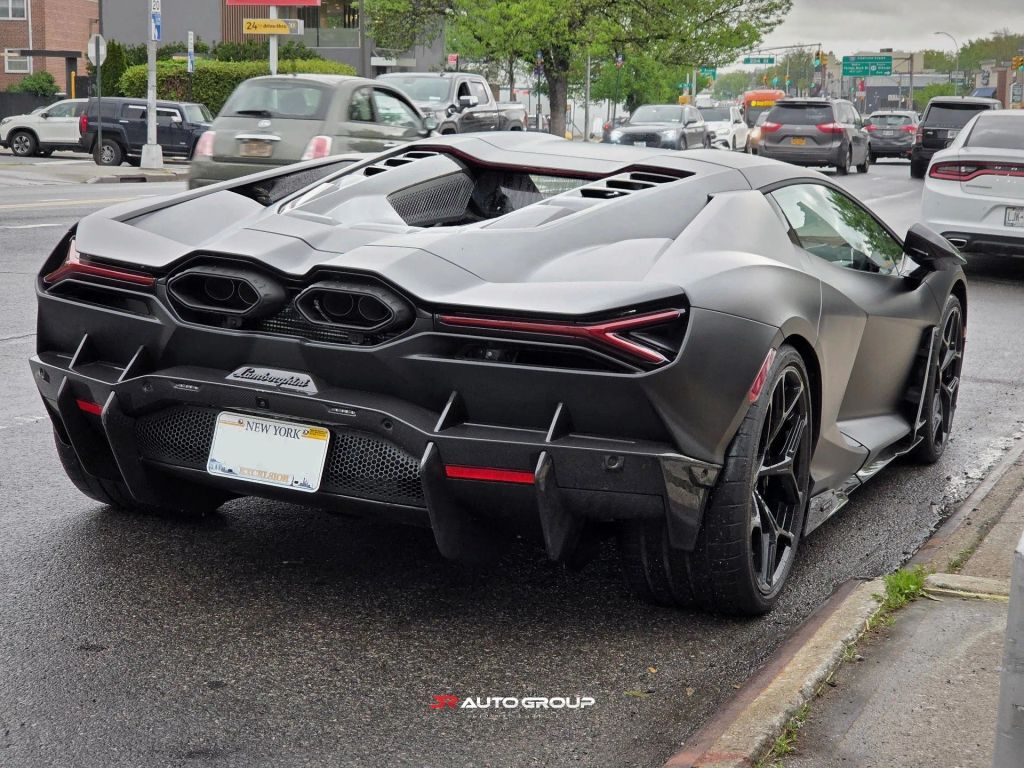 2024 Lamborghini Revuelto Base AWD