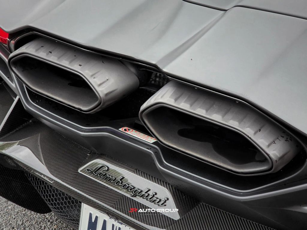 2024 Lamborghini Revuelto Base AWD